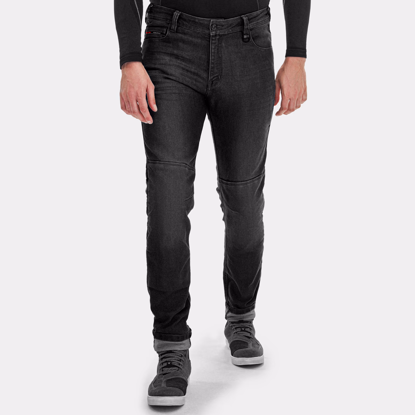 01_SHIMA_RIDGE_PNT_MEN_NEGRO