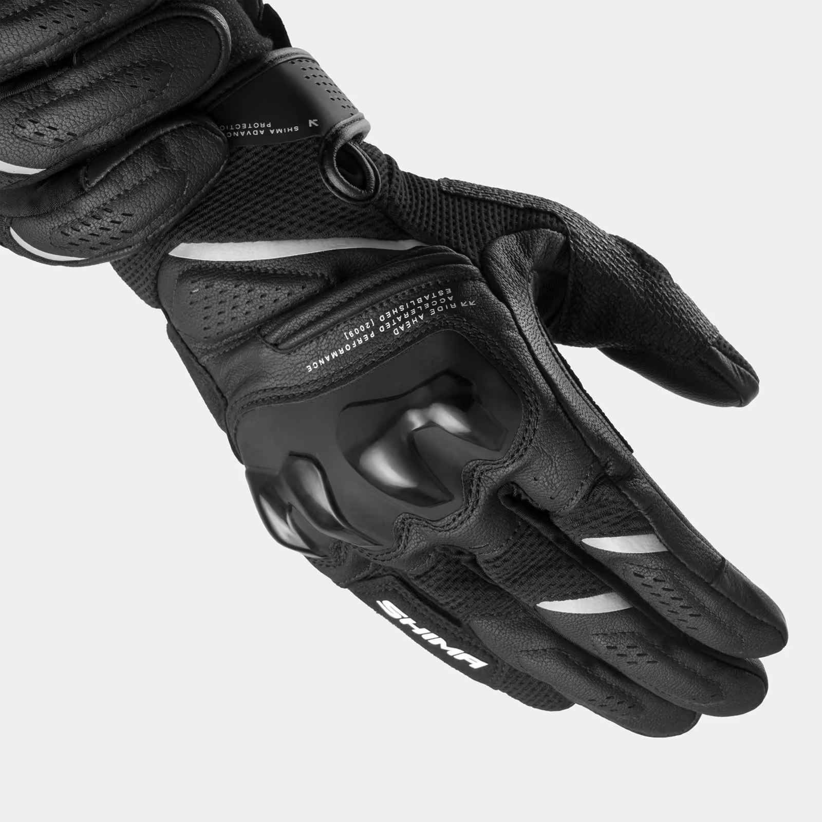 01_SHIMA_SPARK 3_GLV_MEN_BLACK BLANCO_2500x2500