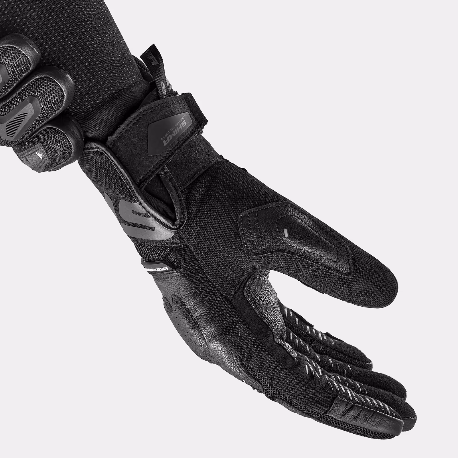 02_SHIMA_BLAZE 3_GLOVES_LADY_BLACK_2500x2500