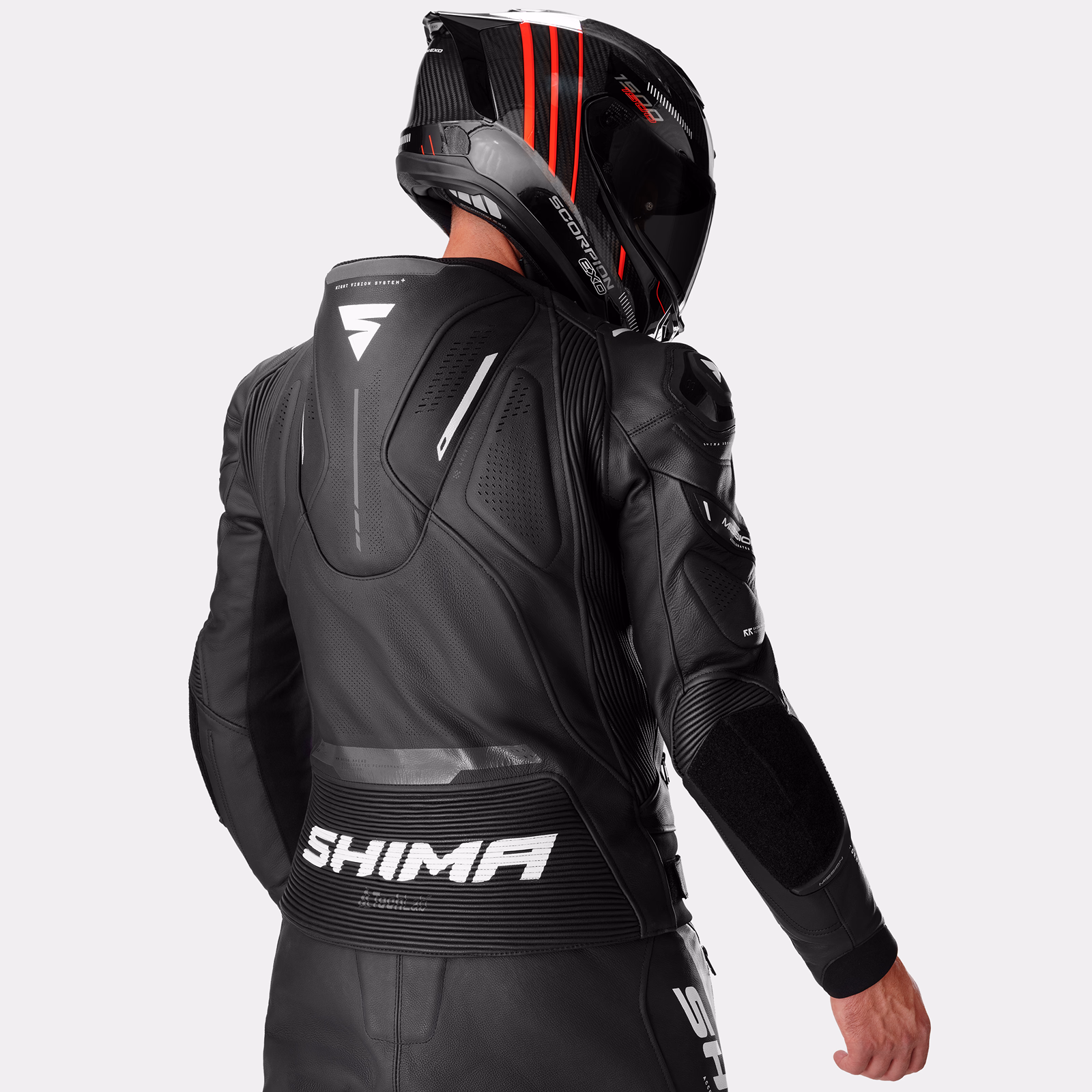 02_SHIMA_MISSION ST_MEN_SUIT_BLACK WHITE