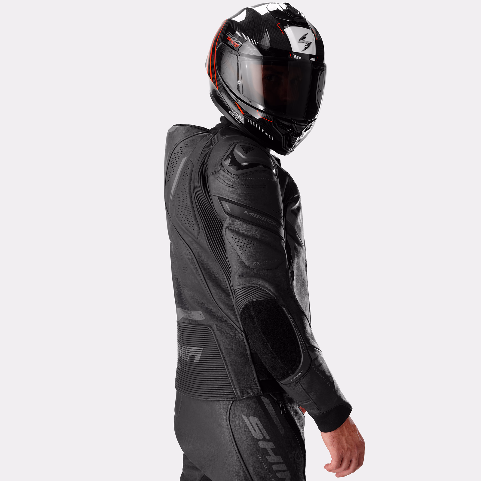 03_SHIMA_MISSION ST_MEN_SUIT_BLACK