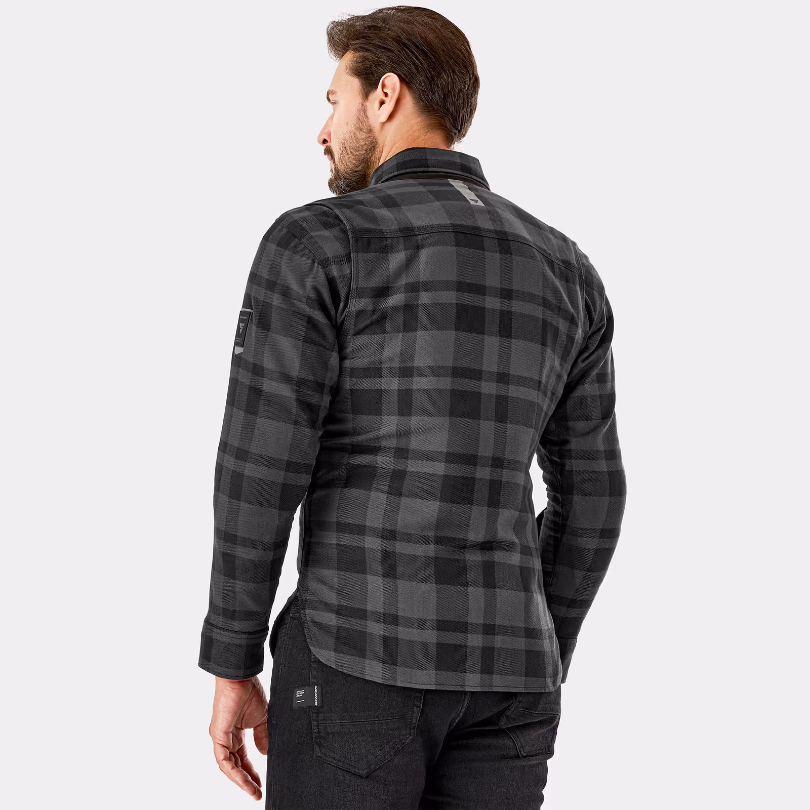 03_SHIMA_RENEGADO_HOMBRE_NEGRO_JKT_V2