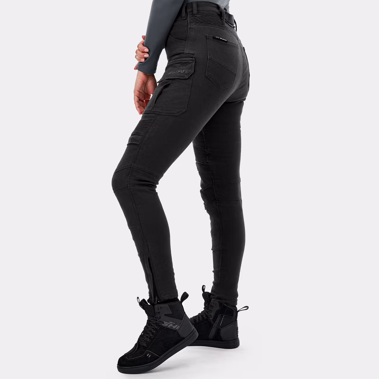 04_SHIMA_GIRO 30_PNT_LADY_BLACK