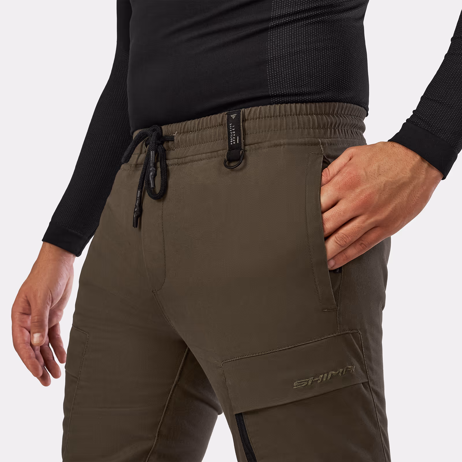 04_SHIMA_JOGGSTER_PNT_MEN_KHAKI