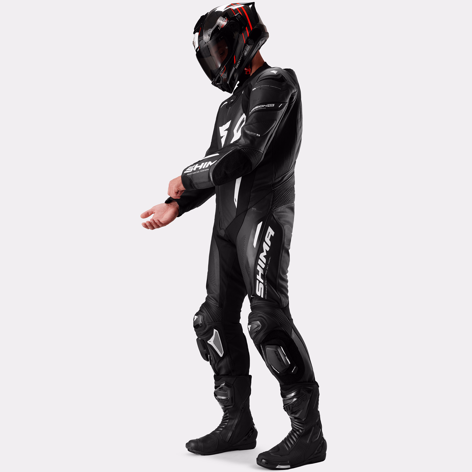 04_SHIMA_MISSION RS_TRAJE_HOMBRE_NEGRO BLANCO
