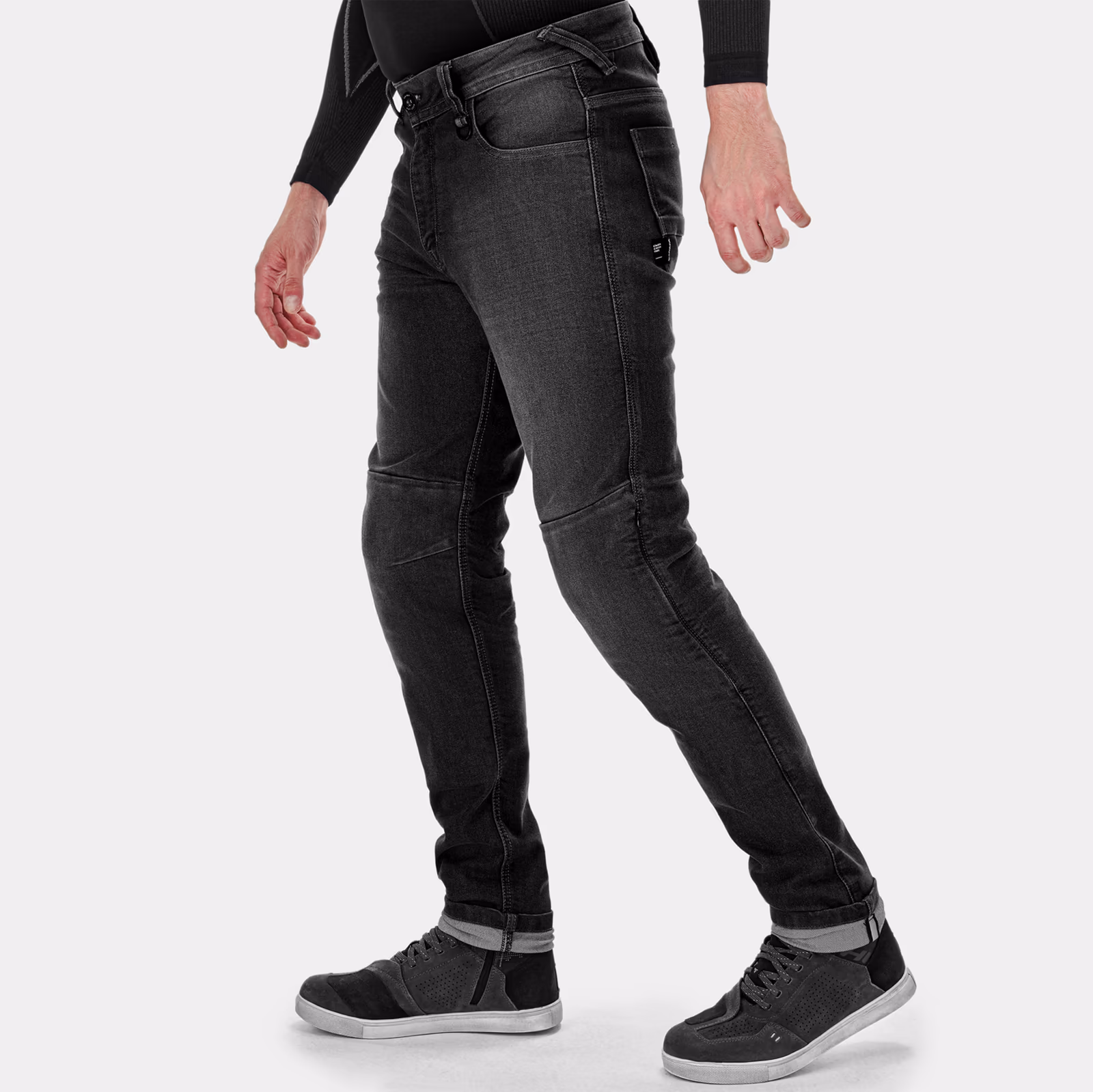 04_SHIMA_RIDGE_PNT_MEN_NEGRO