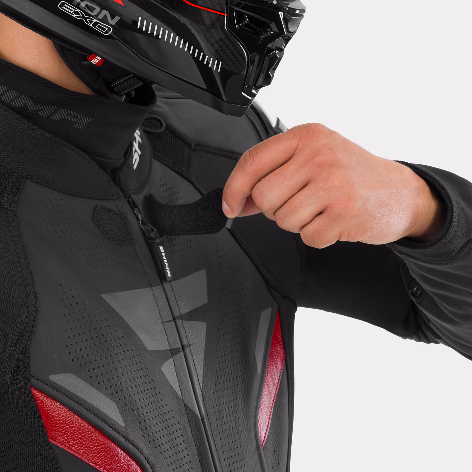 05_SHIMA_HYPER RS_SUIT_MEN_NEGRO ROJO_2500x2500