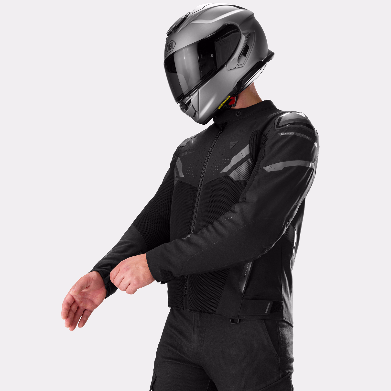 05_SHIMA_STX AIR_G2_MEN_JKT_BLACK
