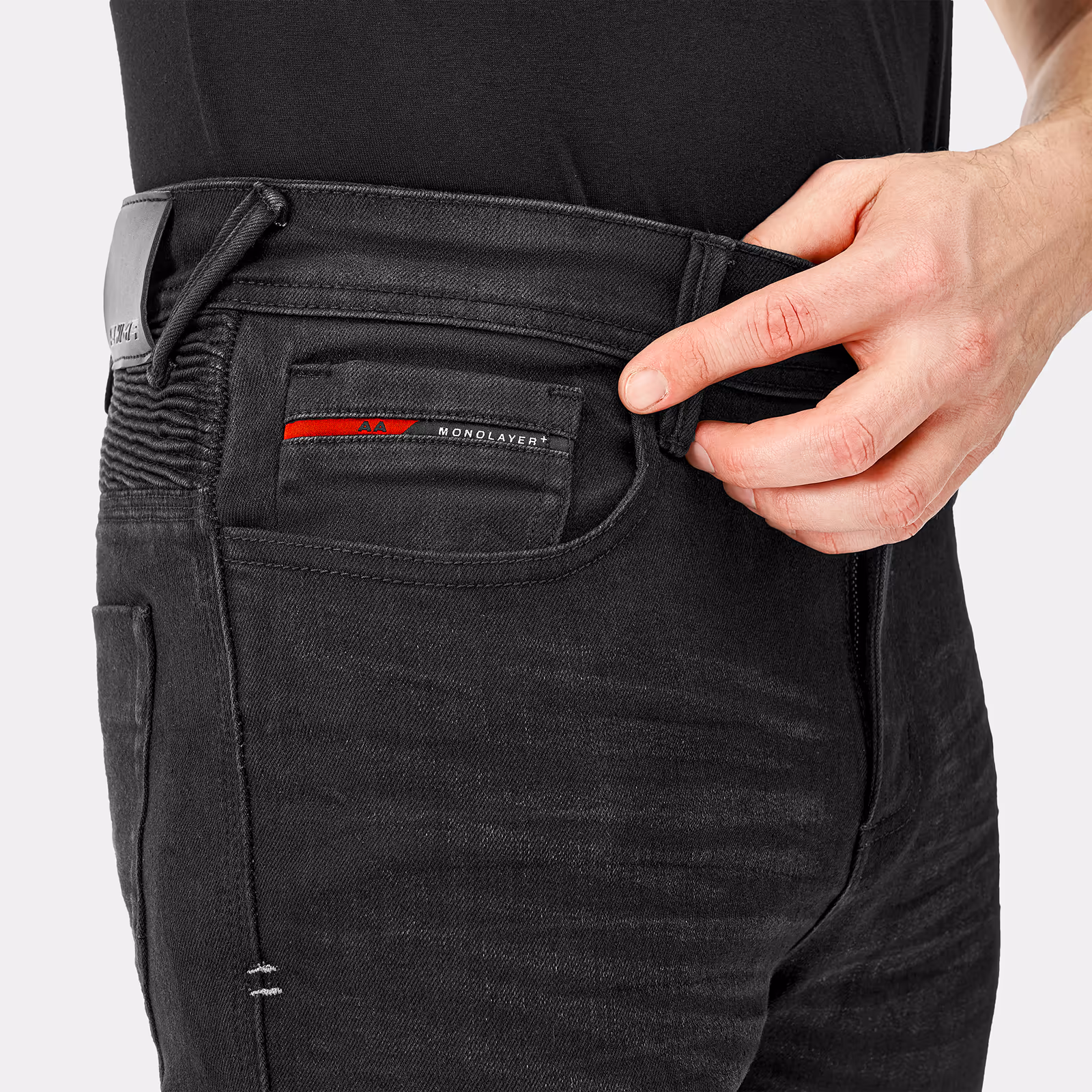 05_SHIMA_ZENITH_HOMBRE_NEGRO_BOLSILLO_DELANTERO