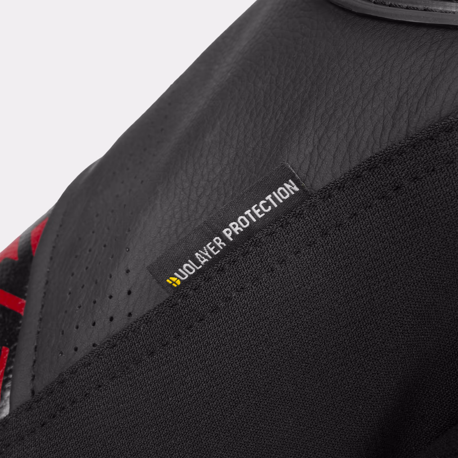 06_SHIMA_HYPER RS_SUIT_MEN_NEGRO ROJO_2500x2500