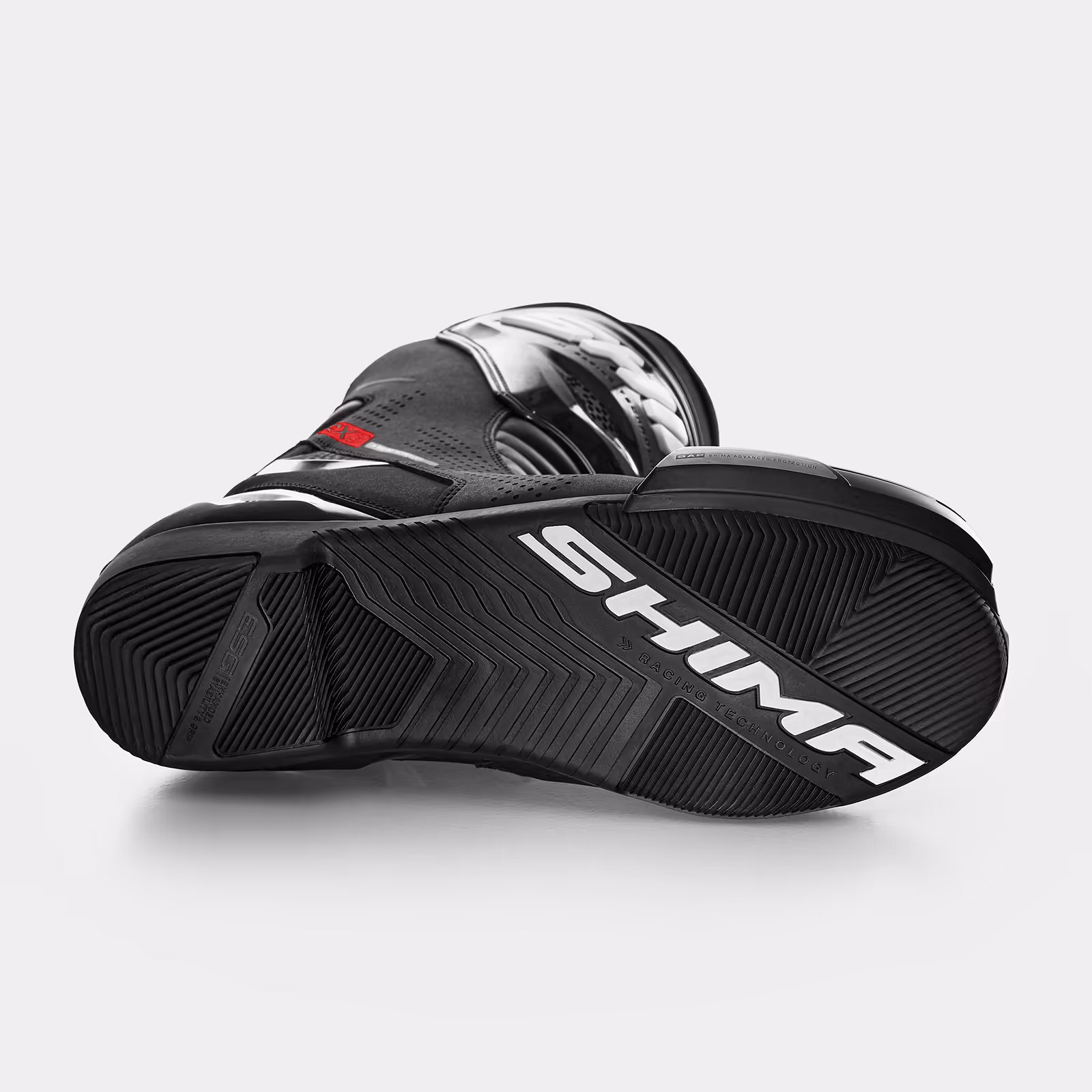 06_SHIMA_RX3_BOOT_MEN_RED_2500x2500