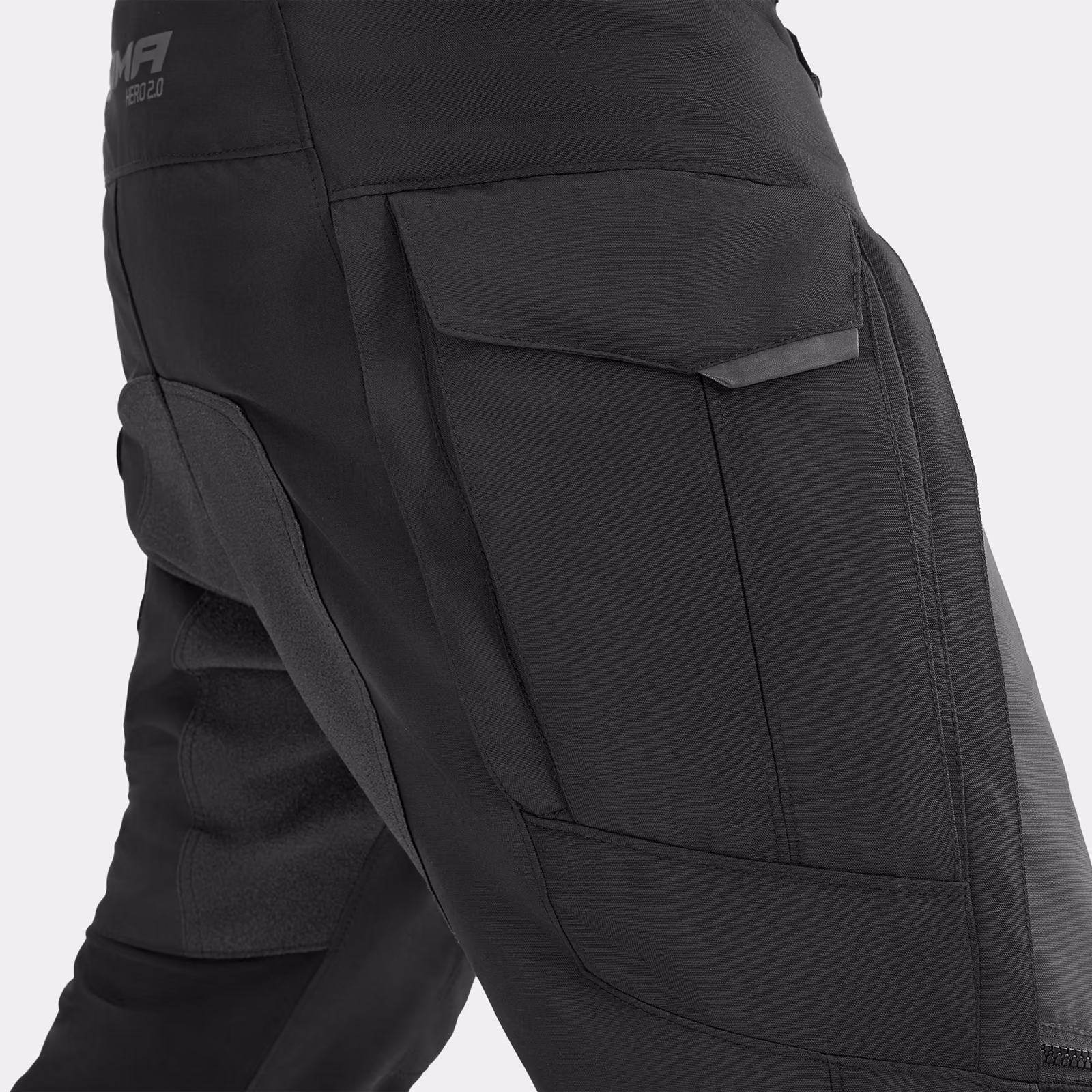 07_SHIMA_HERO_2_PNT_MEN_BLACK_2500x2500