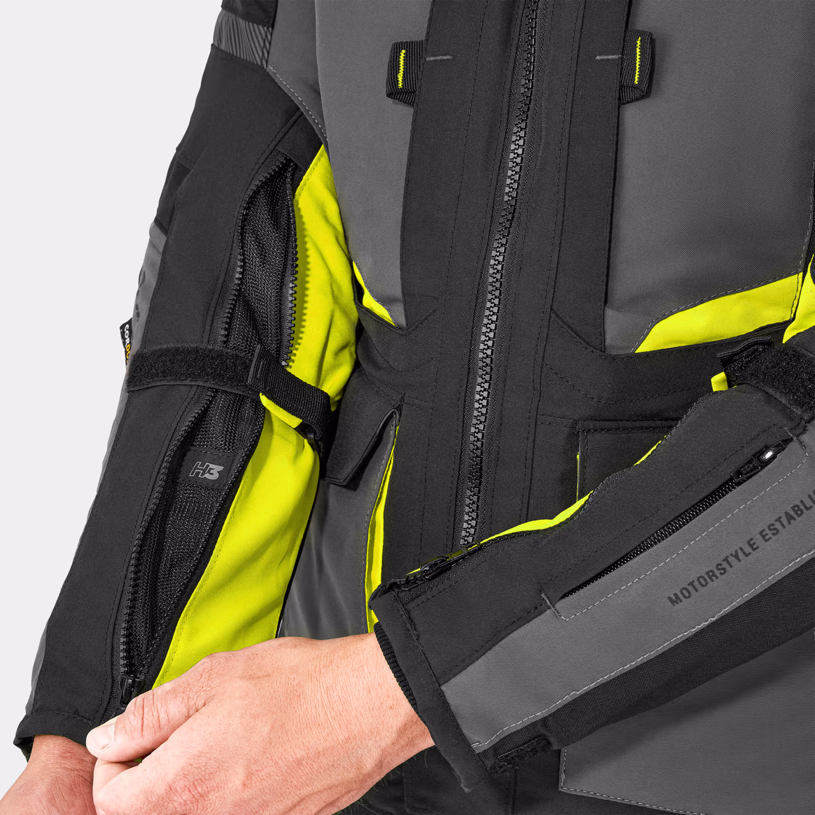 10_SHIMA_HERO_2_JKT_MEN_FLUO_2500x2500