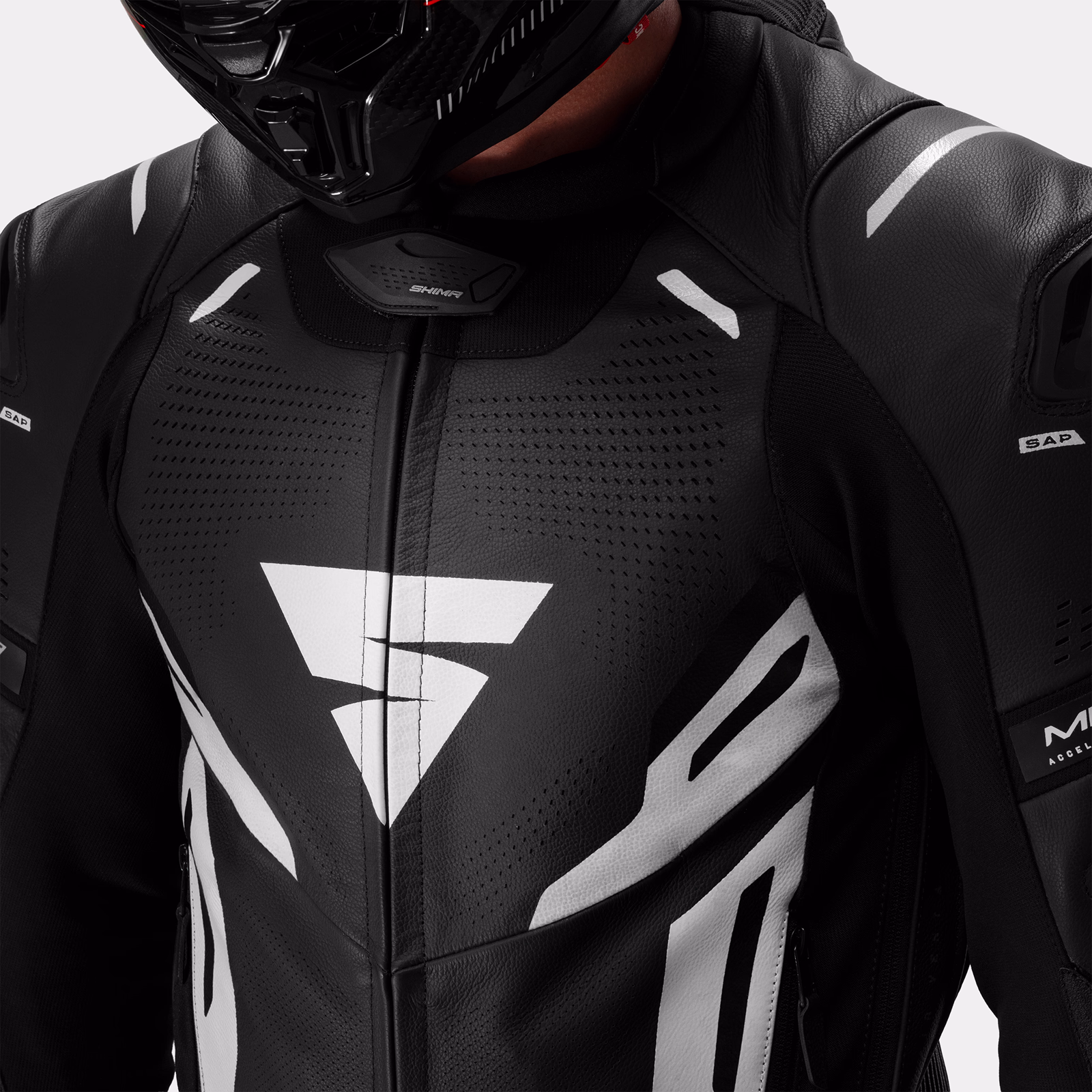 10_SHIMA_MISSION ST_MEN_SUIT_BLACK WHITE