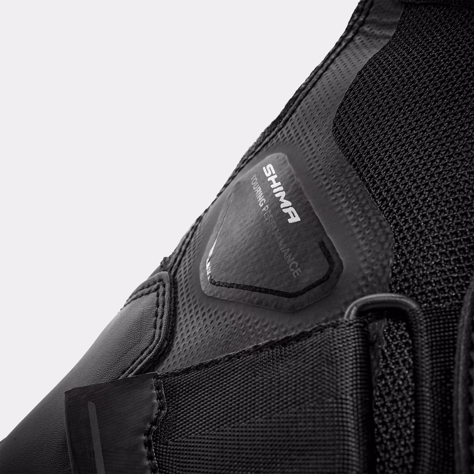 11_SHIMA_FUSION WP_BOTAS_HOMBRE_NEGRO