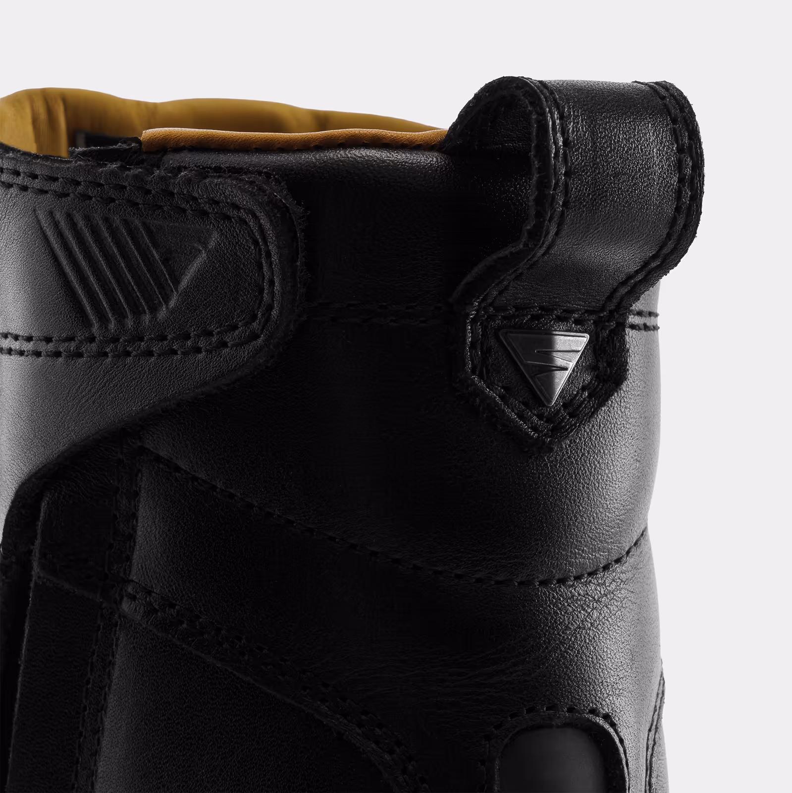 11_SHIMA_THOMSON_BOOTS_LADY_BLACK_2500x2500