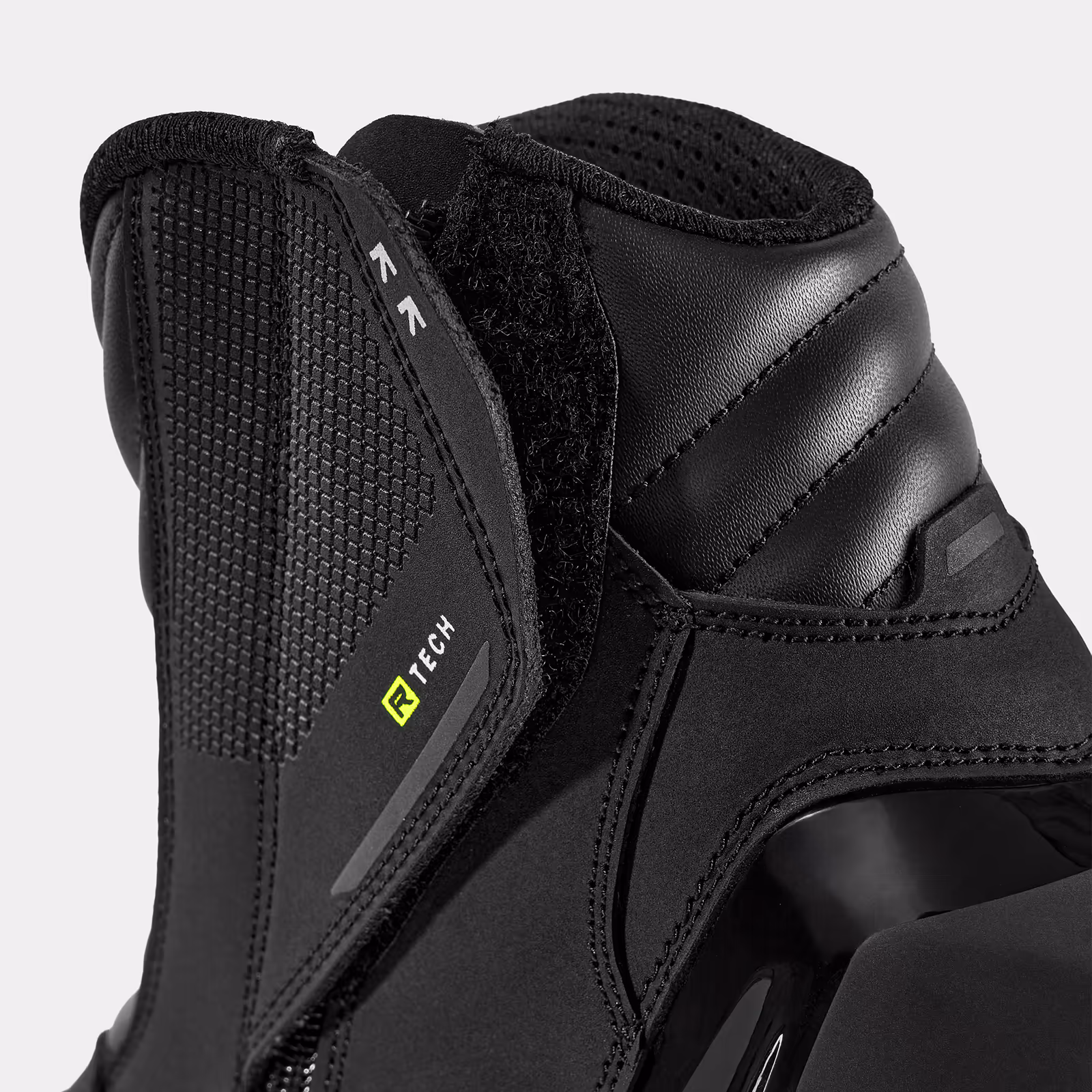 11_SHIMA_TX3_BOOTS_MEN_FLUO_2500x2500