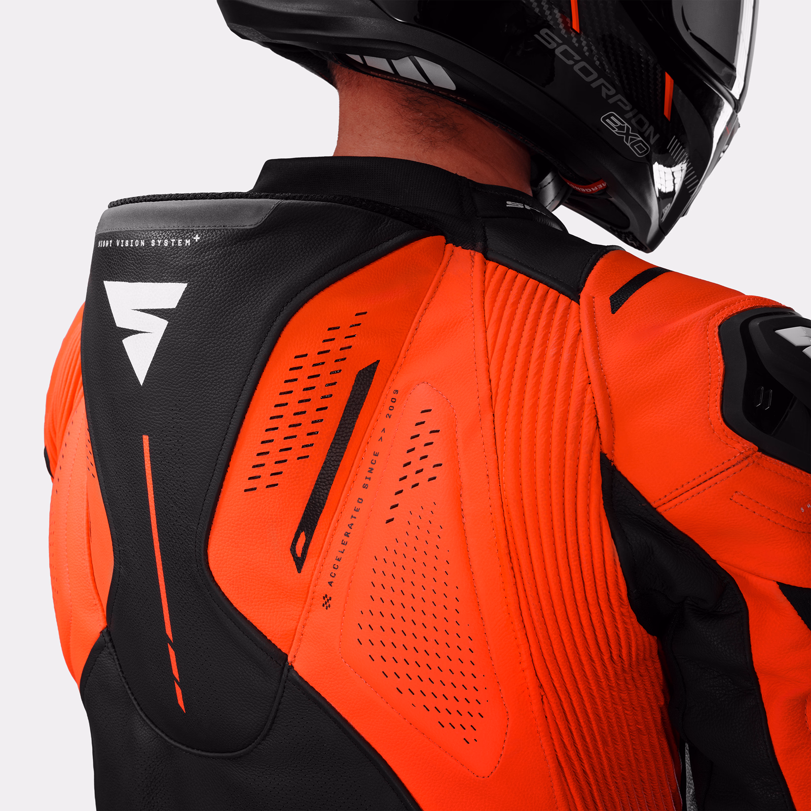 12_SHIMA_MISSION ST_MEN_SUIT_RED FLUO