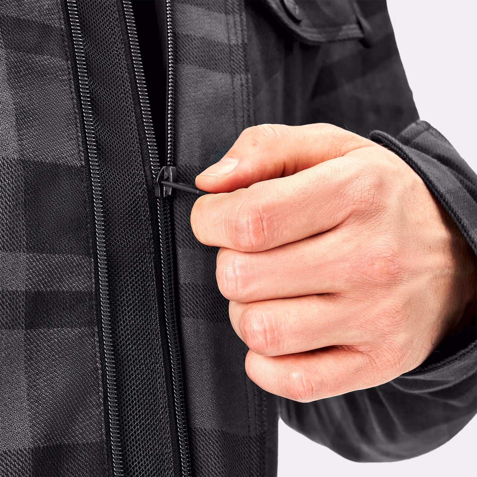 15_SHIMA_RENEGADO_HOMBRE_NEGRO_JKT
