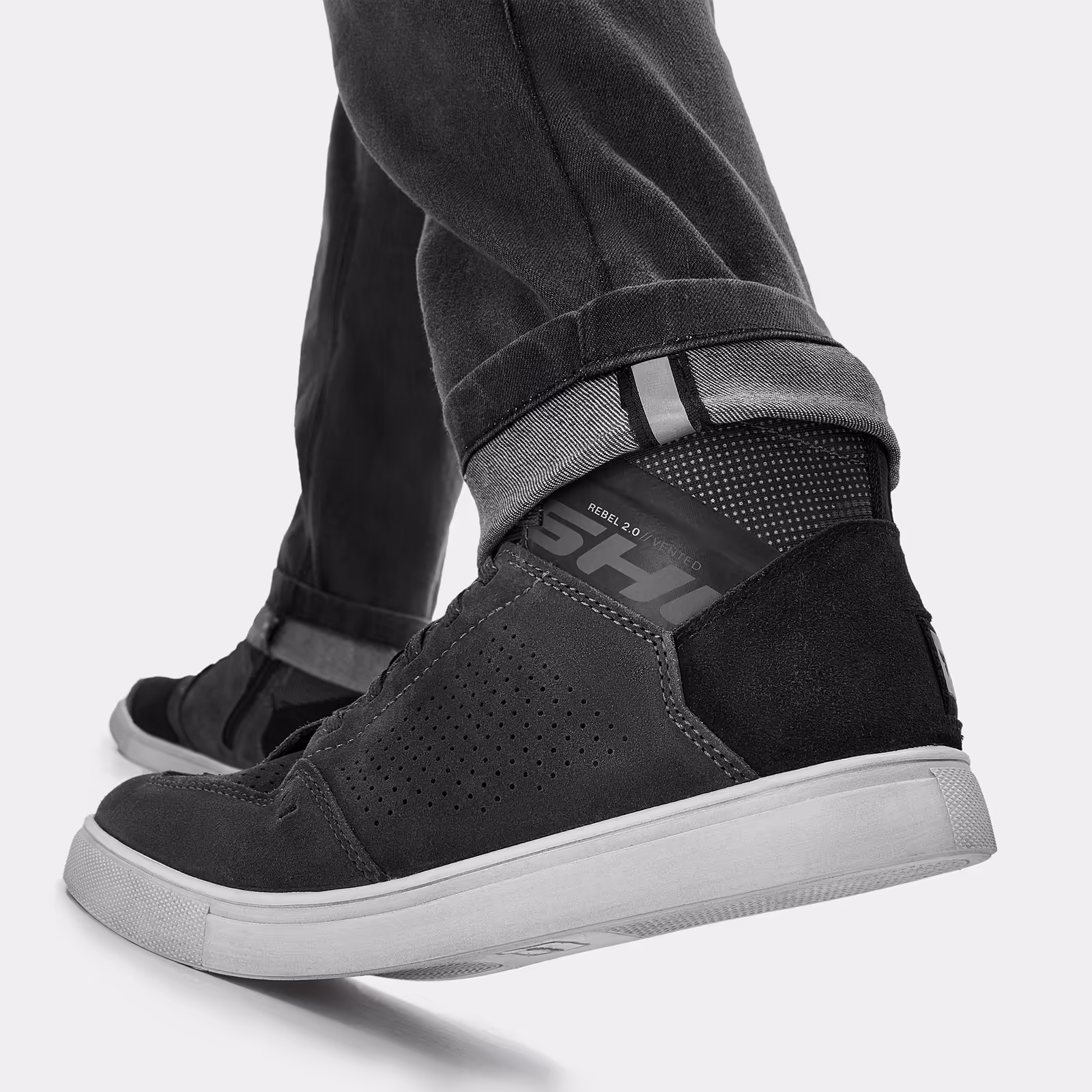 15_SHIMA_ZENITH_HOMBRE_NEGRO_REFLECTANTE
