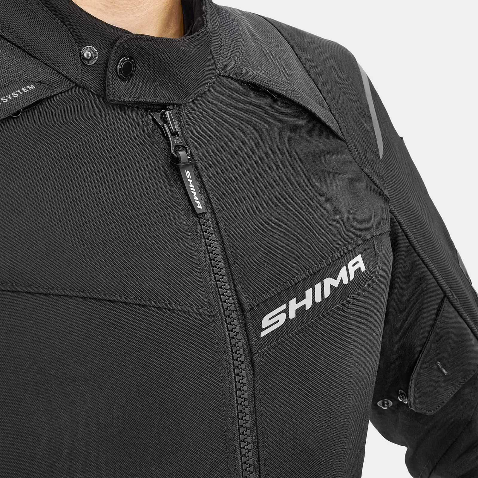 16_SHIMA_RUSH 2-0_JKT_MEN_BLACK_2500x2500