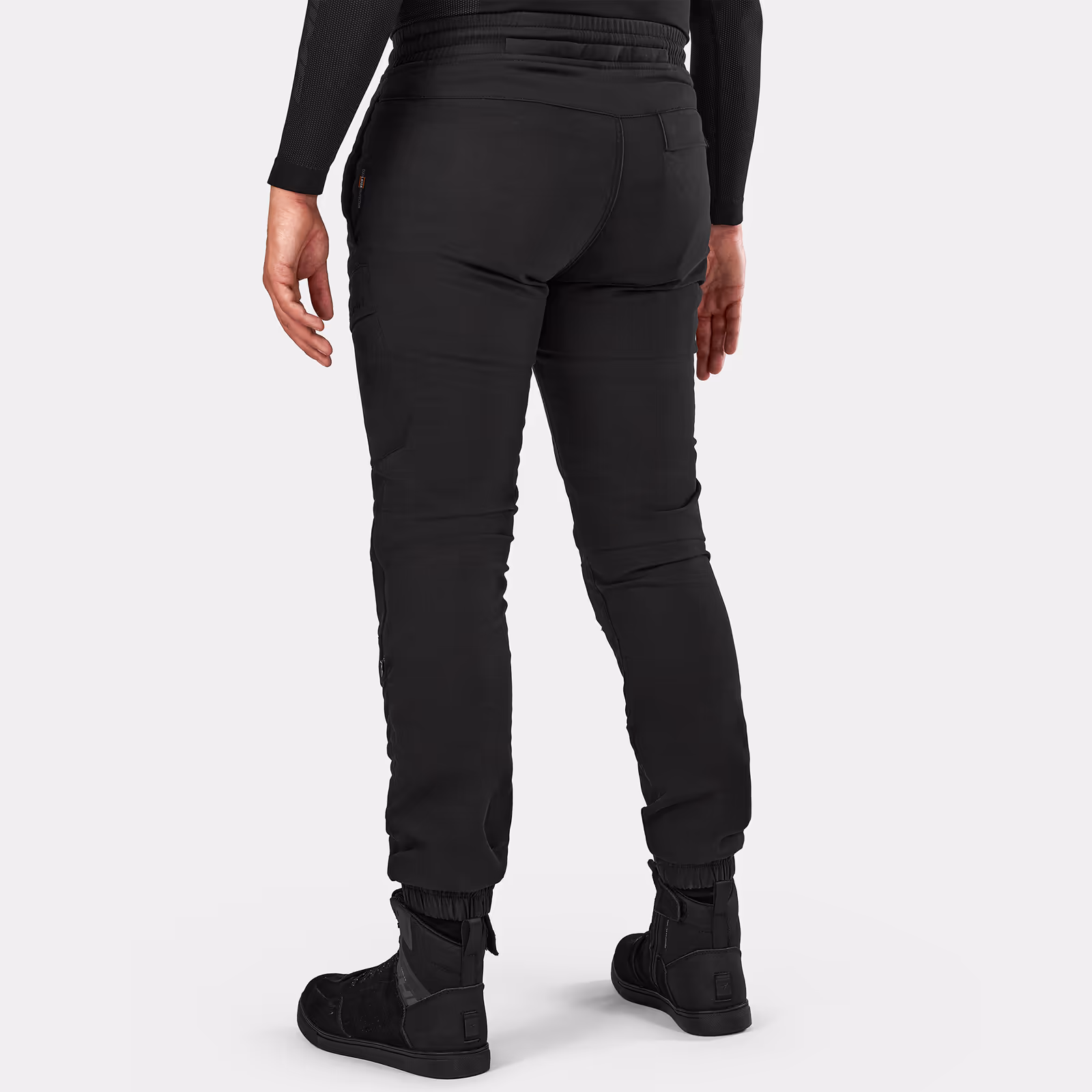 17_SHIMA_JOGGSTER_PNT_MEN_NEGRO