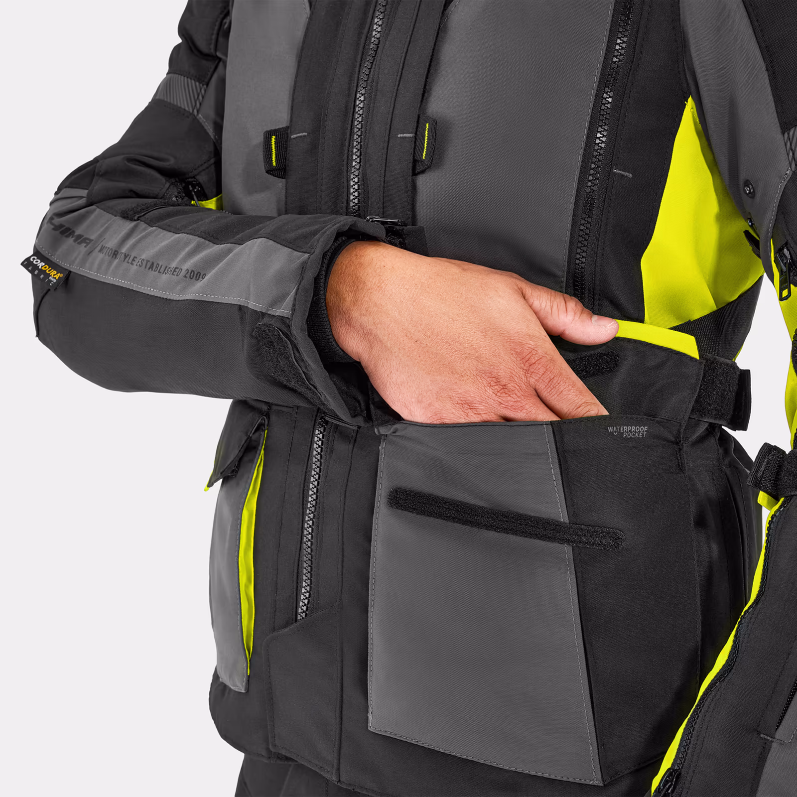 19_SHIMA_HERO_2_JKT_MEN_FLUO_2500x2500