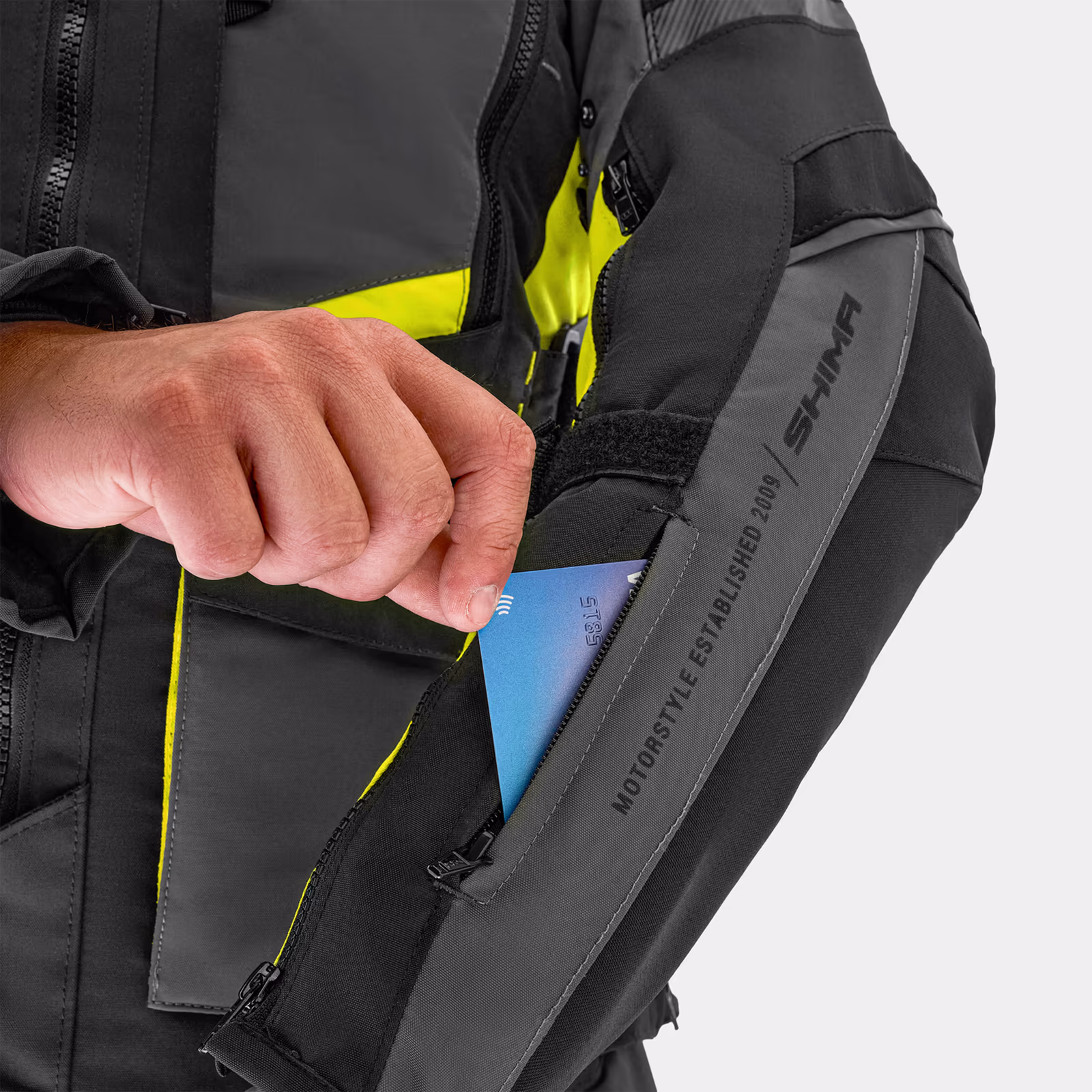 20_SHIMA_HERO_2_JKT_MEN_FLUO_2500x2500