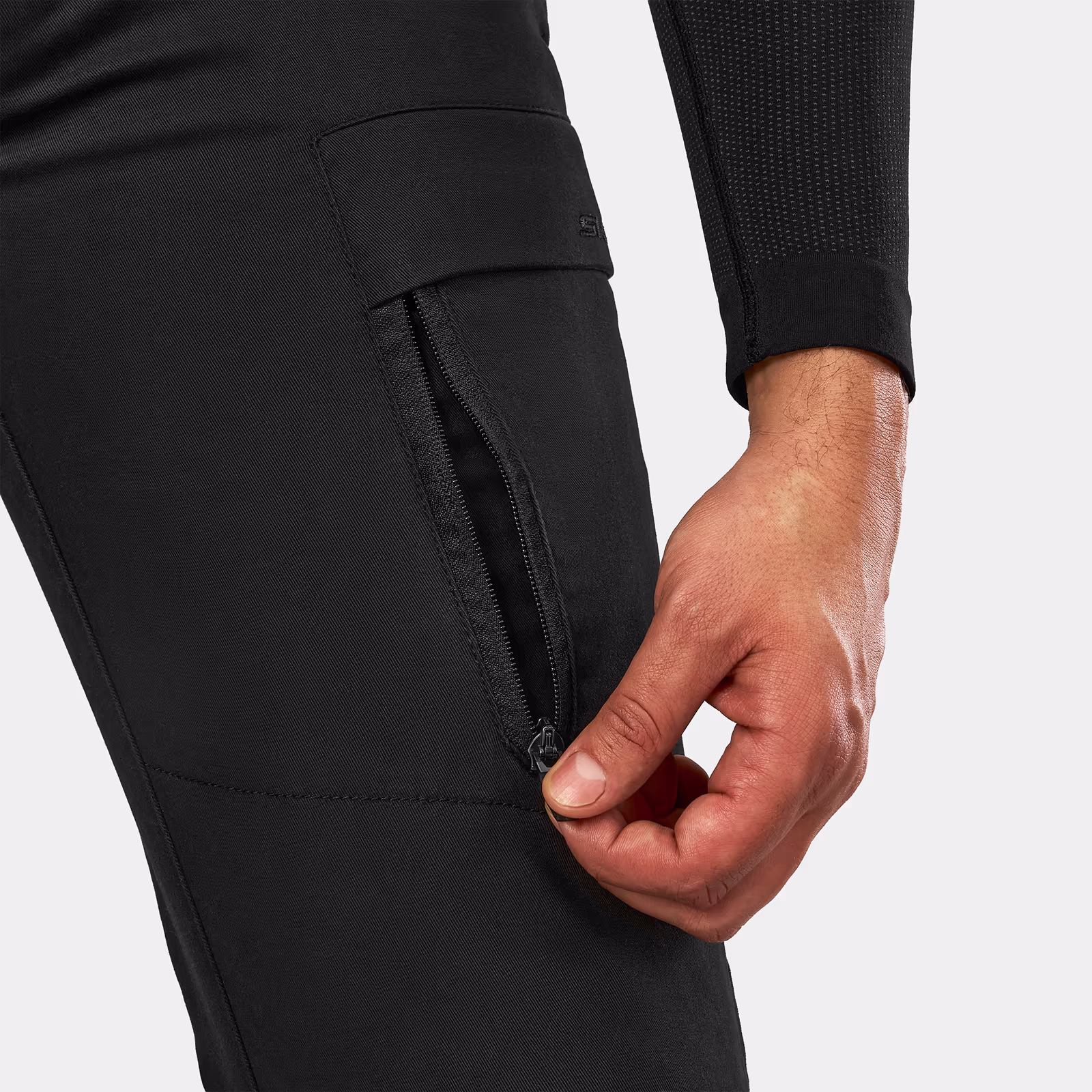 21_SHIMA_JOGGSTER_PNT_MEN_NEGRO