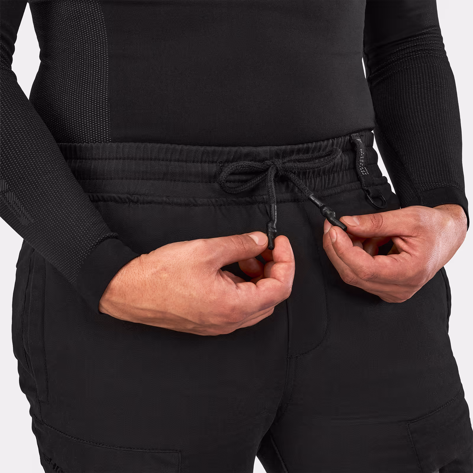 22_SHIMA_JOGGSTER_PNT_MEN_NEGRO