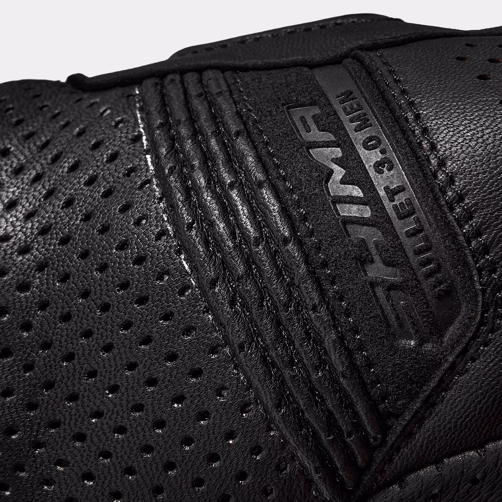 98_SHIMA_BULLET 30_GLV_NEGRO