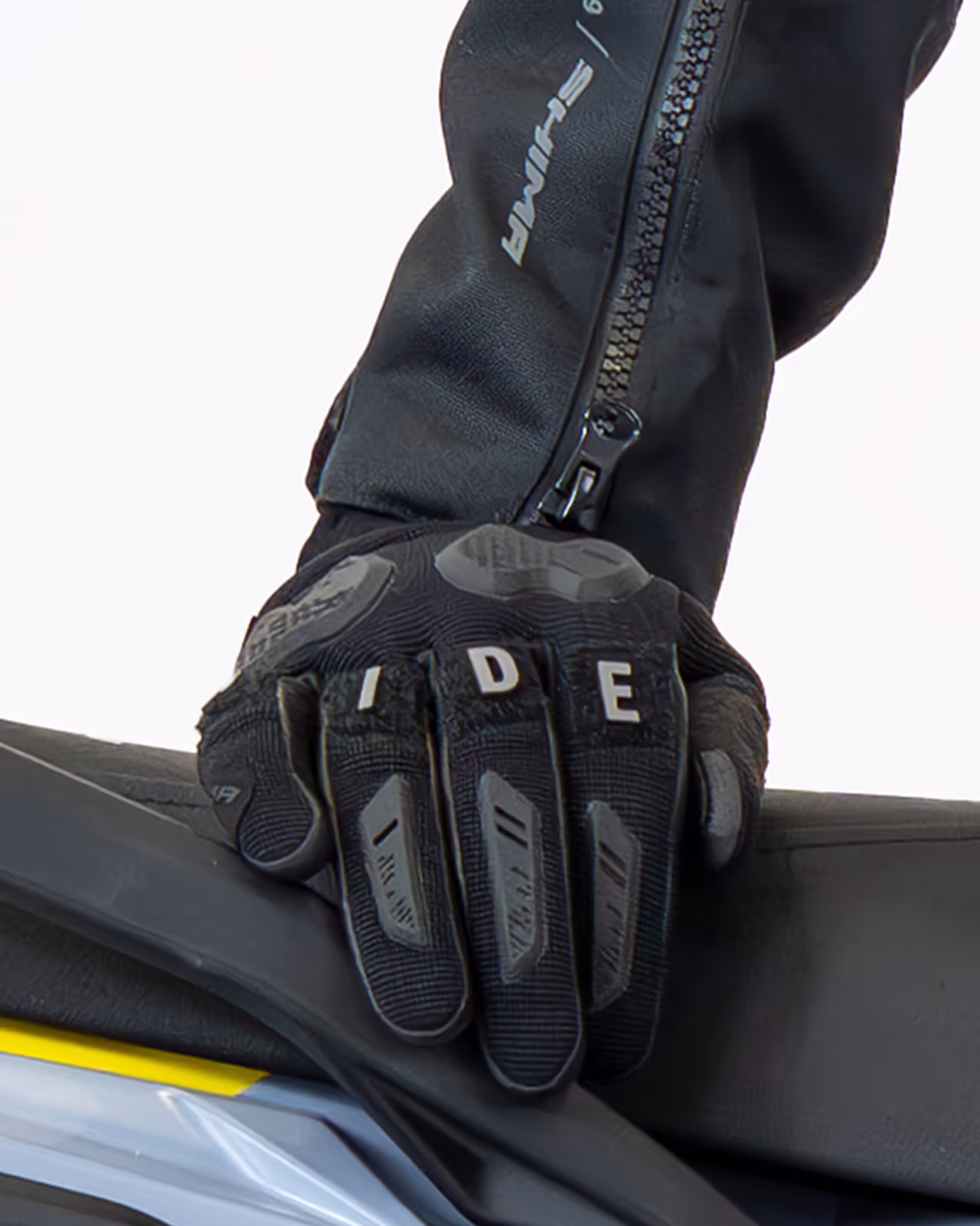 SHIMA_DRIFT_GLOVES_BLACK_LADY_01_800x1000