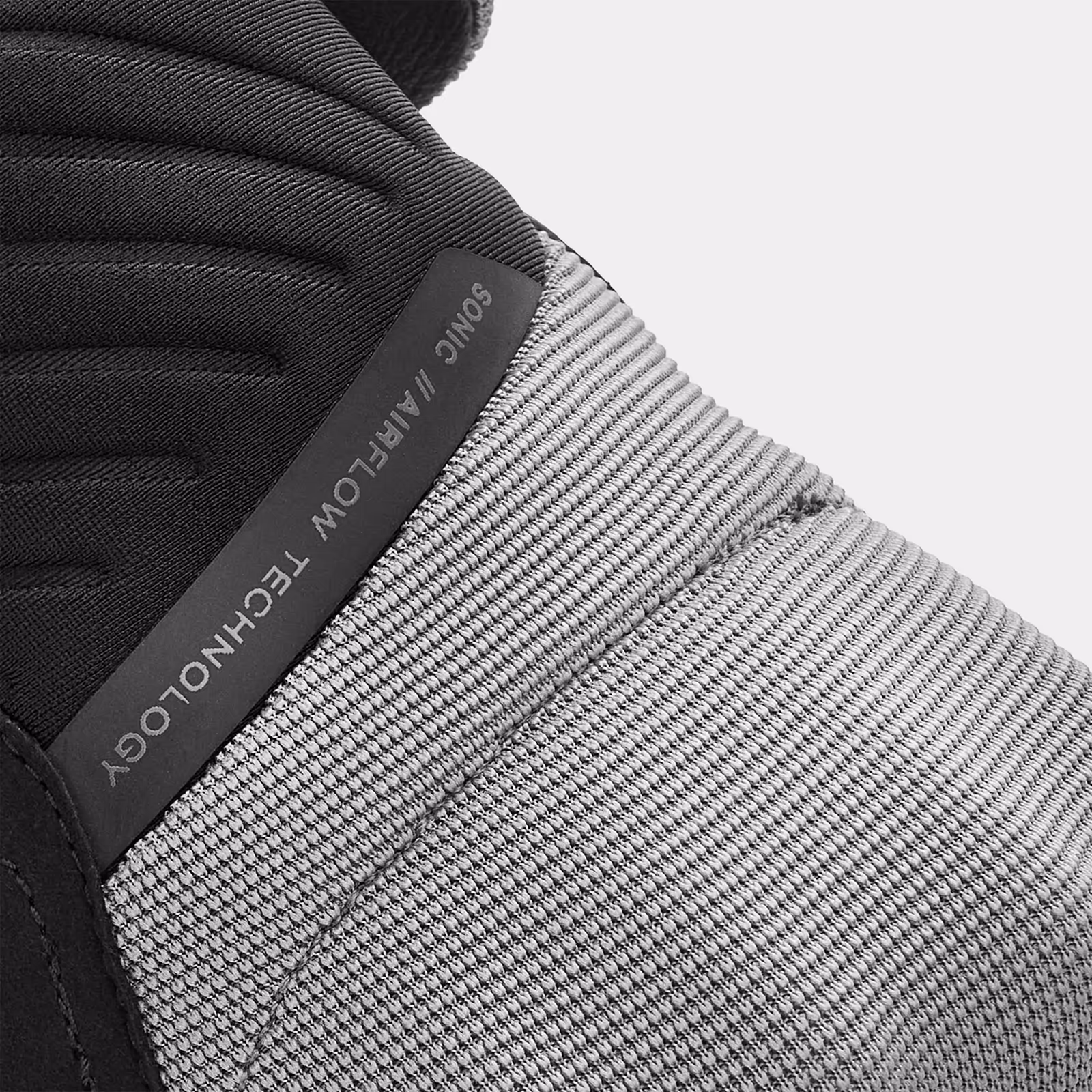 SHIMA_SONIC_GLV_GRIS_LOOKBOOK_11