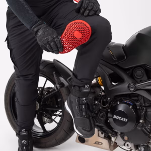 shima_Akira_pants_Black_Men_1500x1500_09_Motorcycle_trousers
