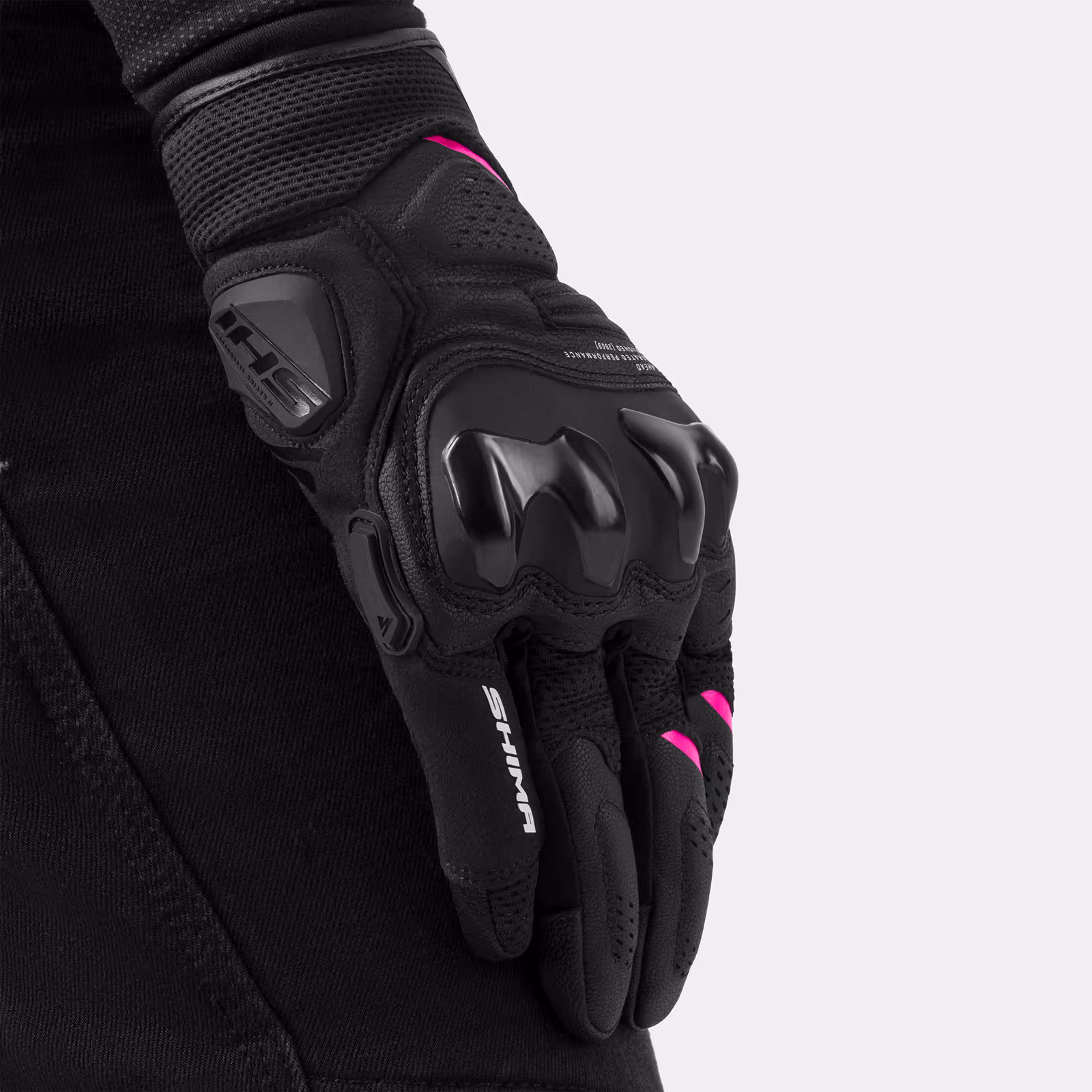 05_SHIMA_SPARK 3_GLV_LADY_PINK_2500x2500
