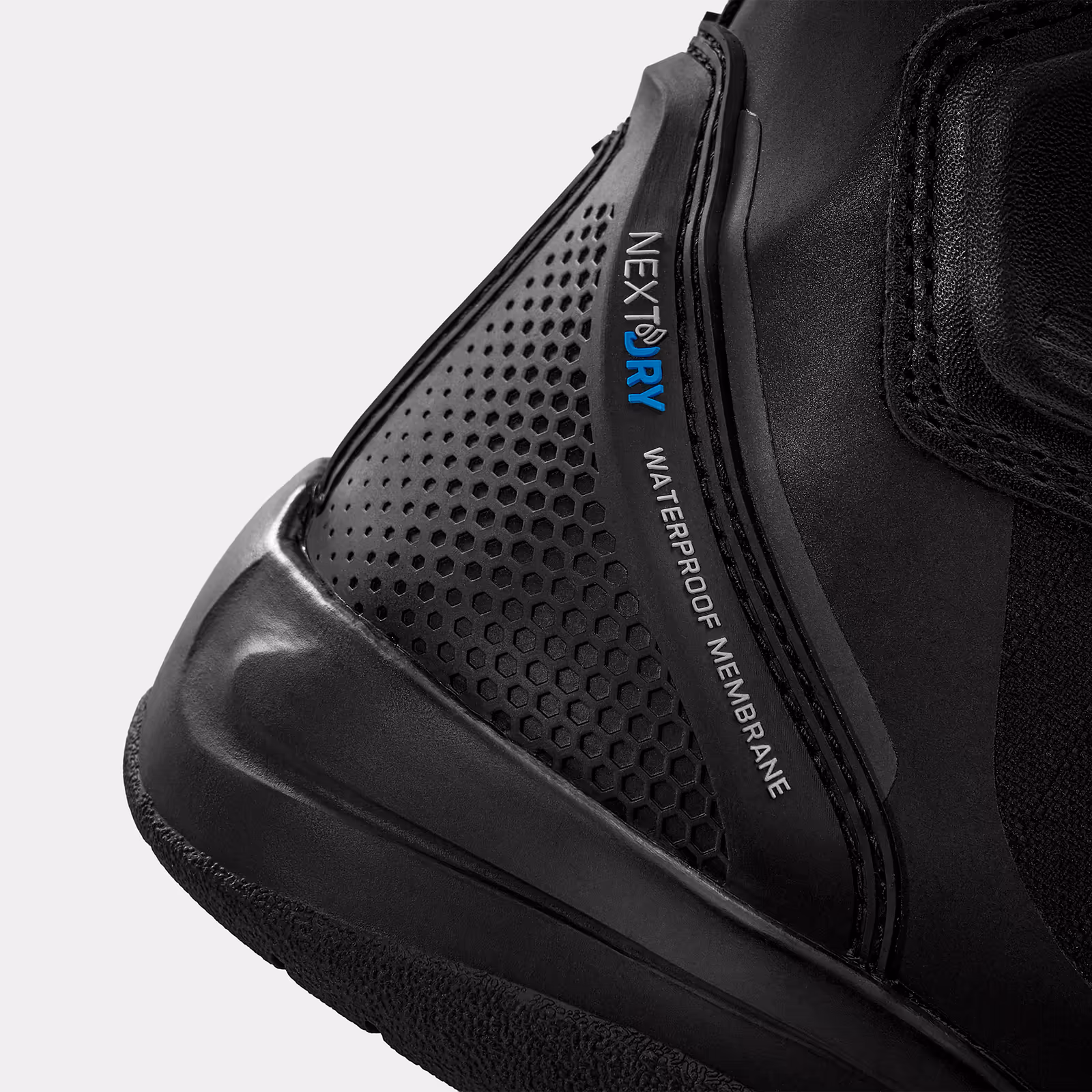 11_SHIMA_STRATO_WP_BOOTS_MEN_BLACK_2500x2500