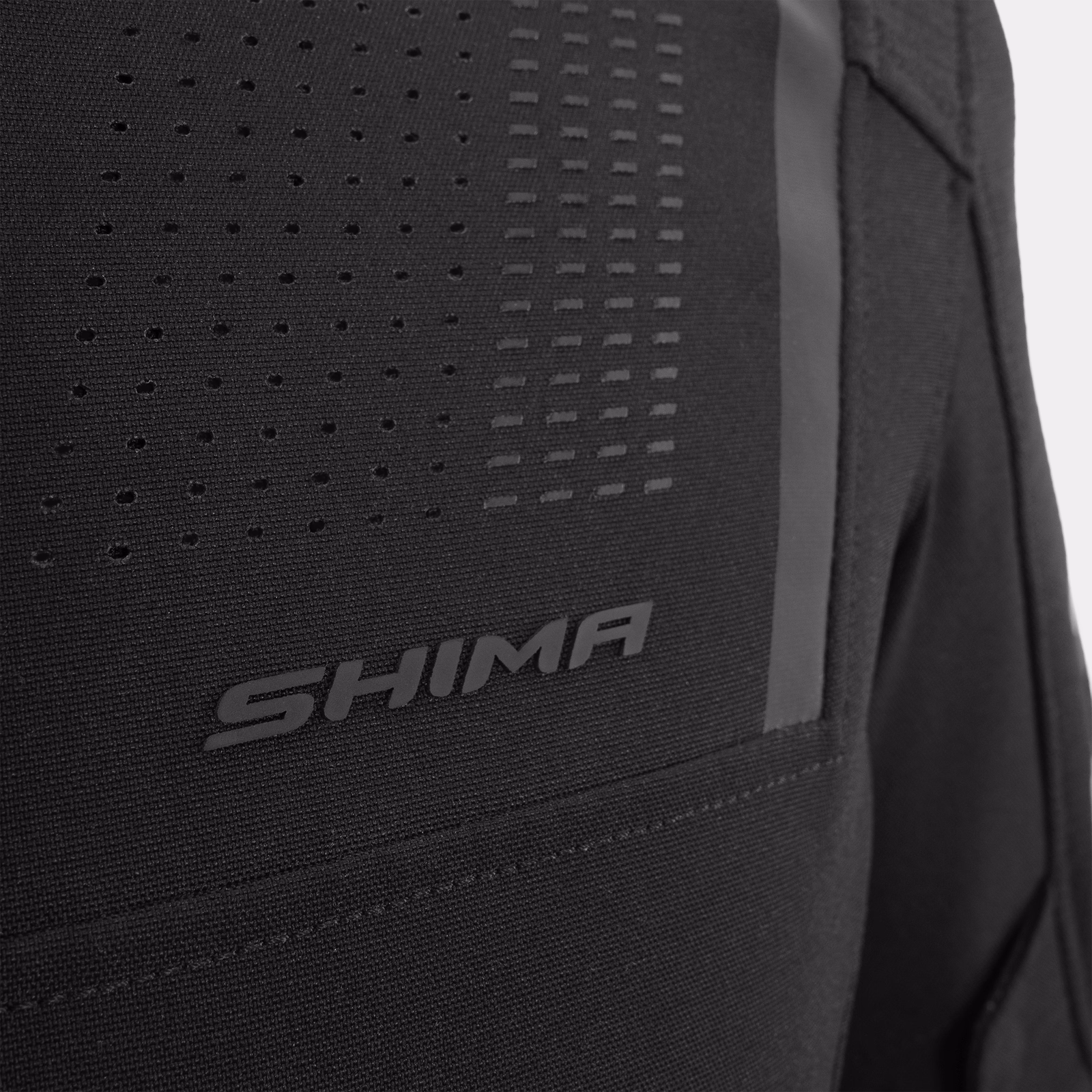 16_SHIMA_RUSH 30_JKT_BLACK