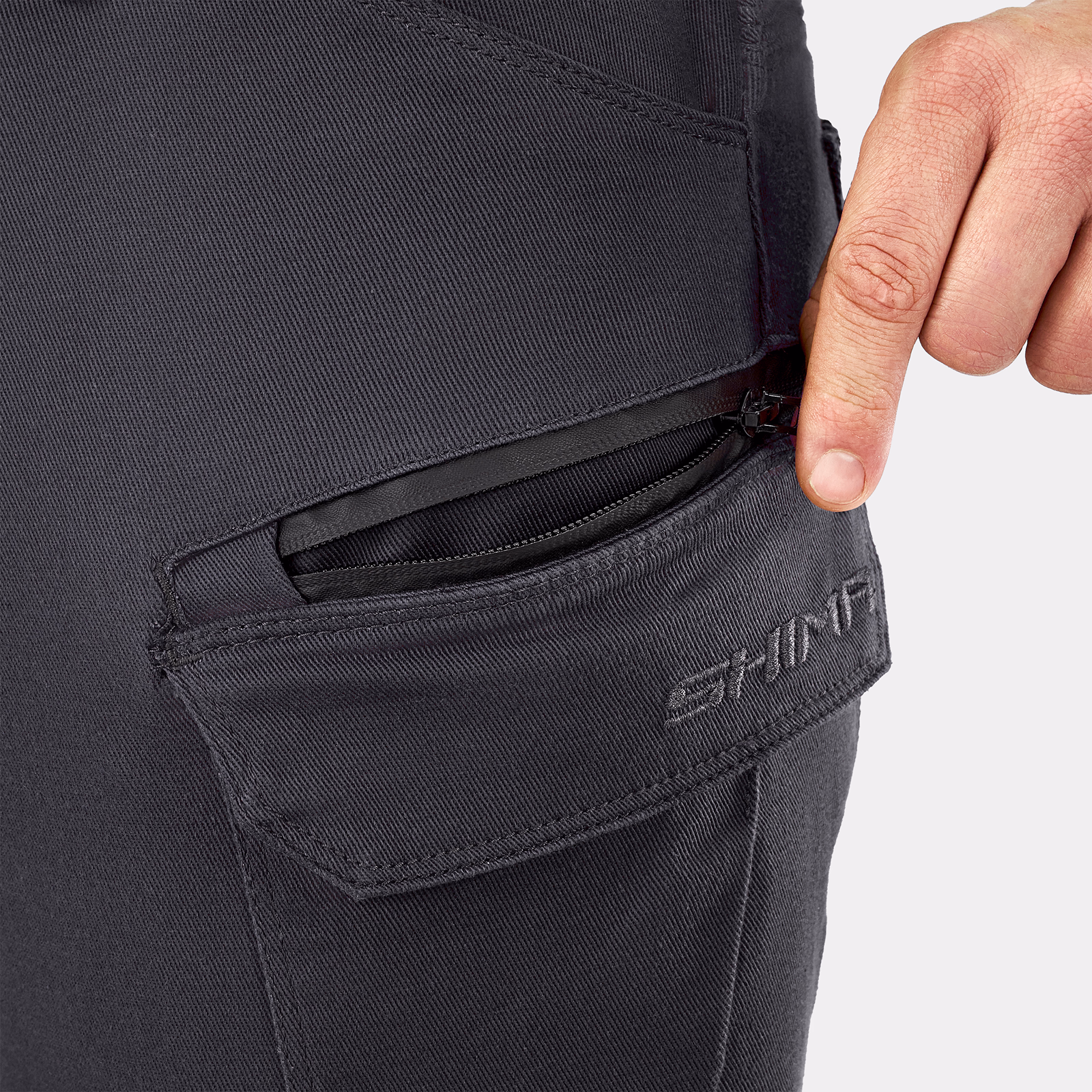 09_SHIMA_GIRO 3_PNT_MEN_STEEL_GREY_2500x2500